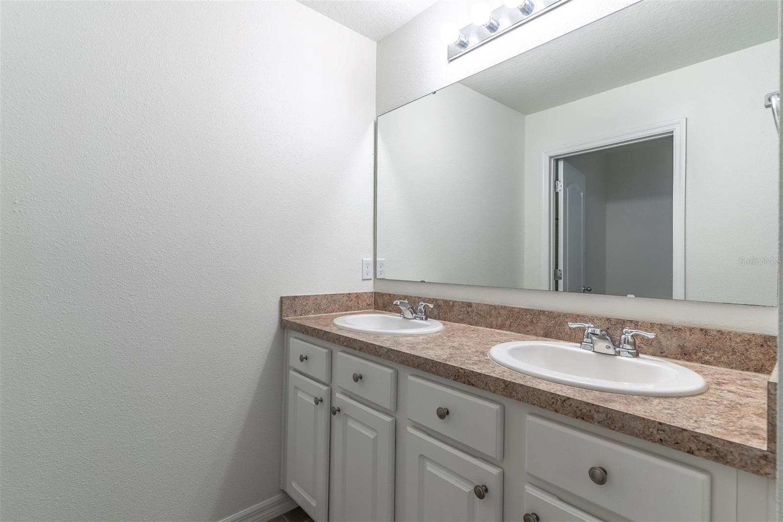 857 Sheen Cir Property Photo 61