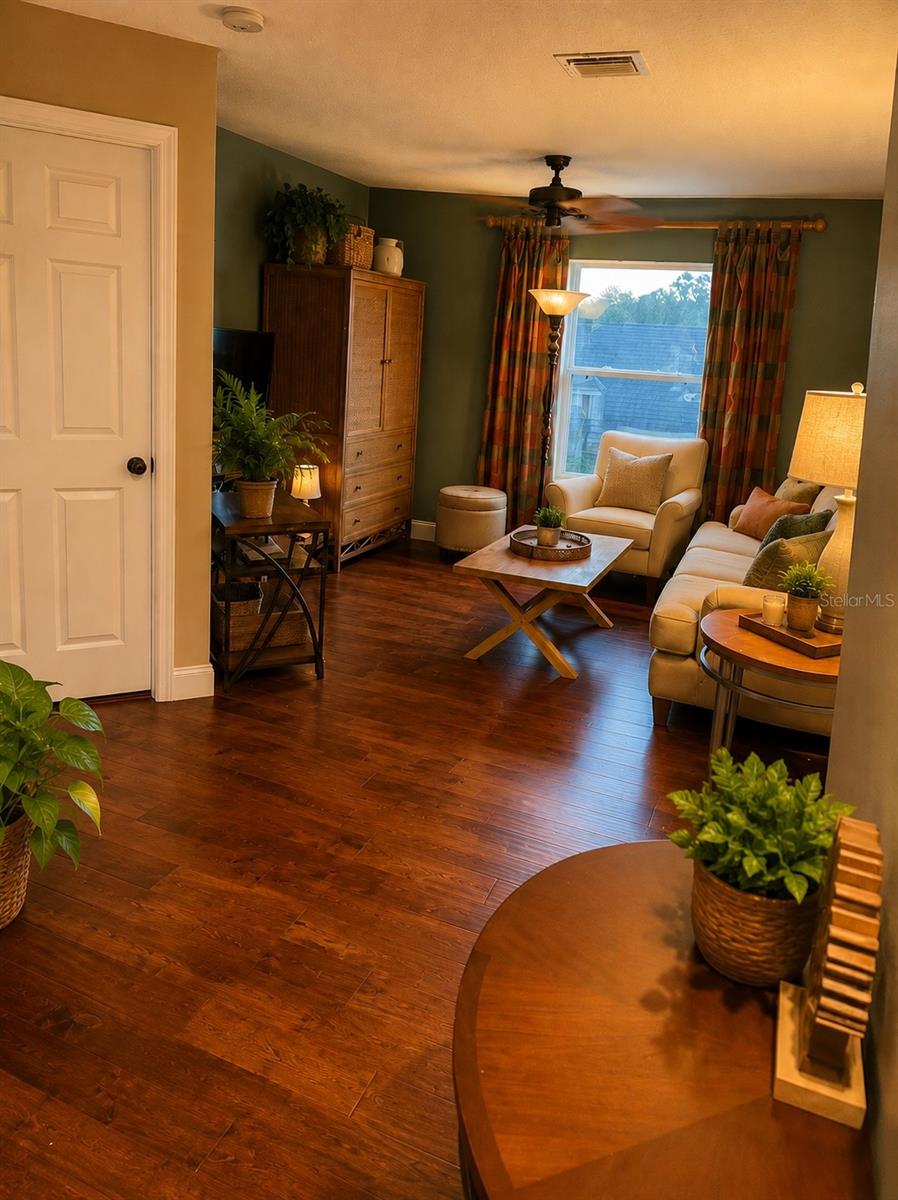 1546 Stargazer Ter Property Photo 14