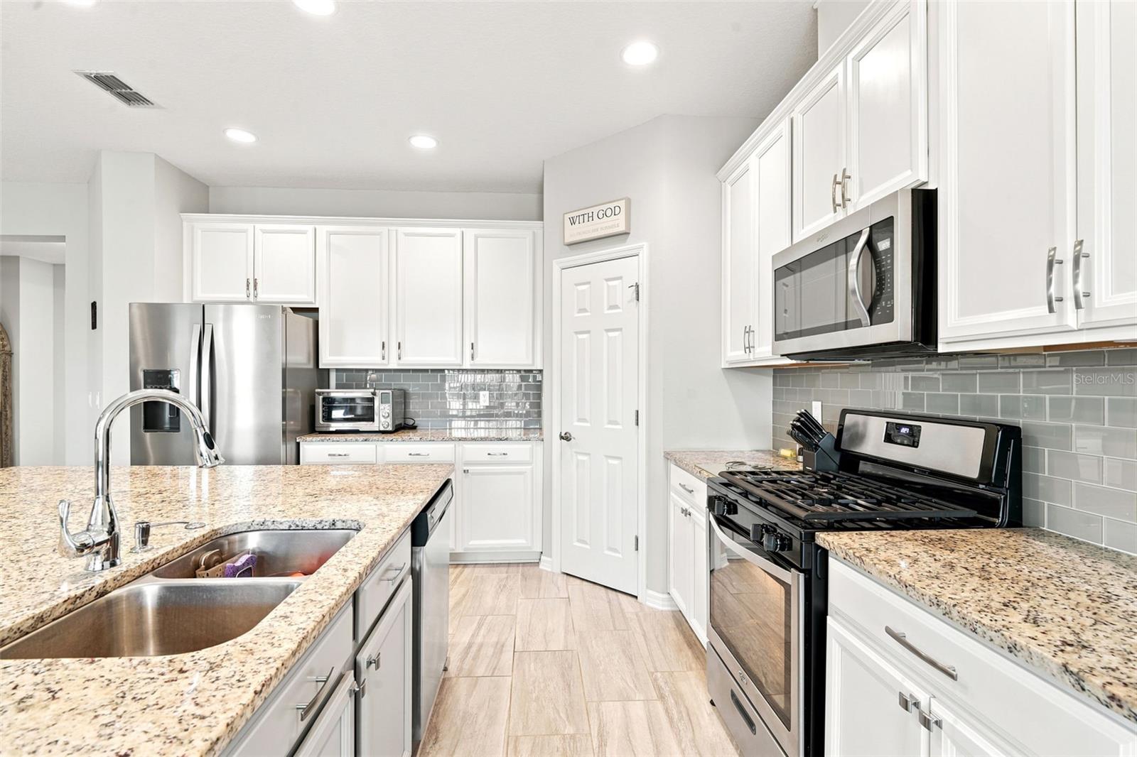 2996 Foxtail Bnd Property Photo 22