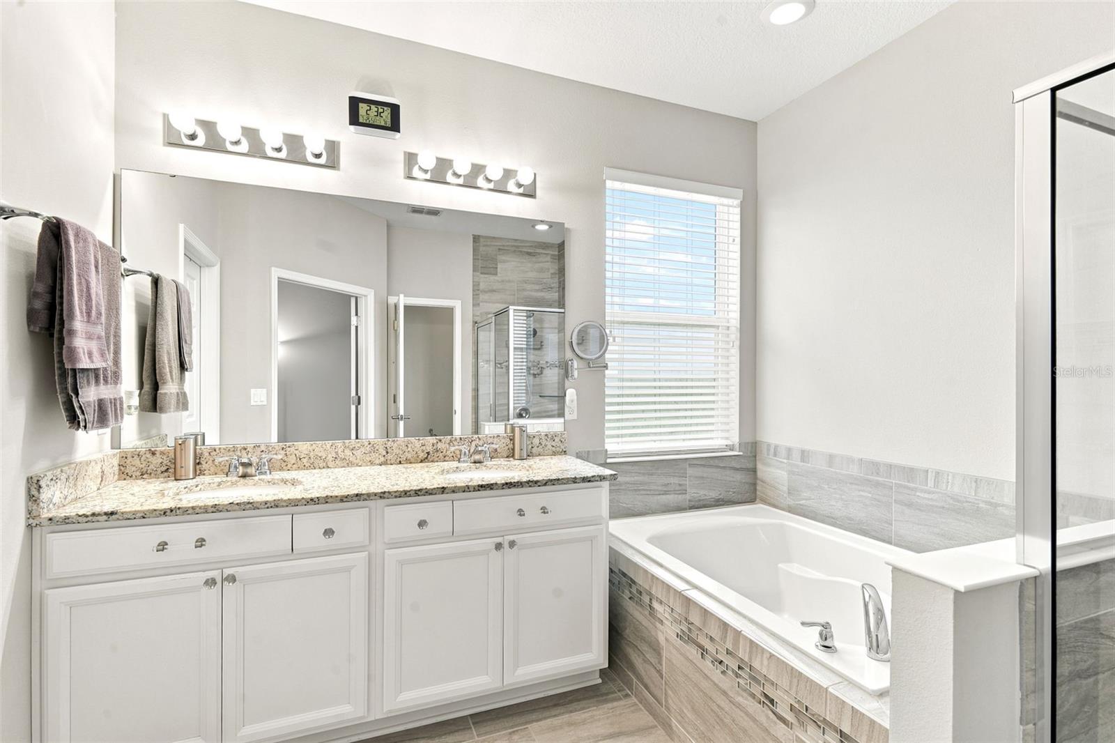 2996 Foxtail Bnd Property Photo 35