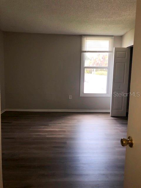 548 Orange Dr #14 Property Photo 10