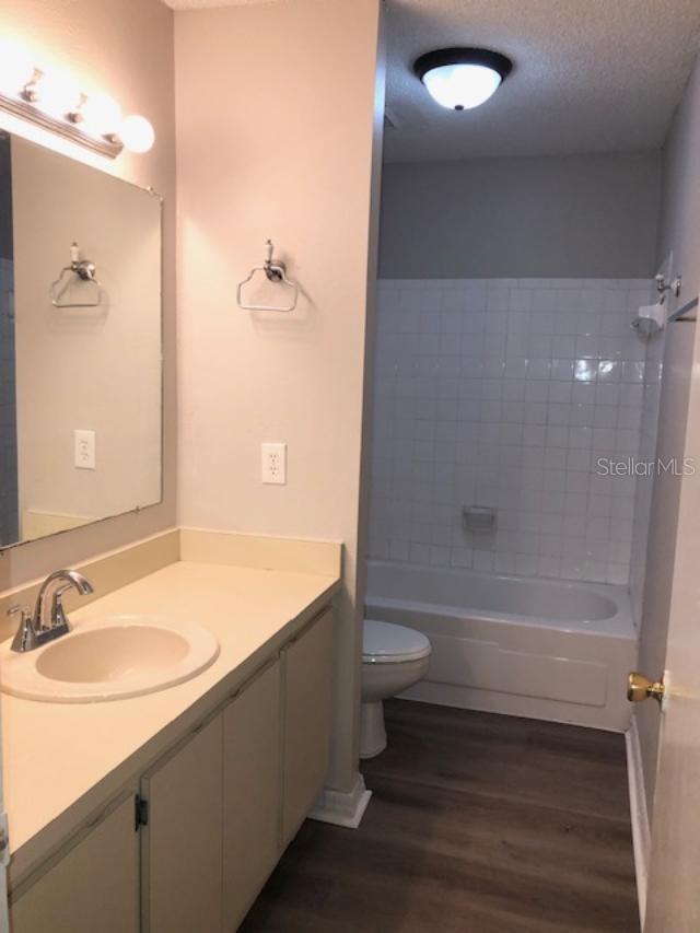 548 Orange Dr #14 Property Photo 13
