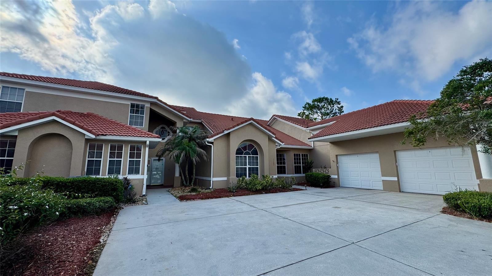1705 SAINT TROPEZ CT