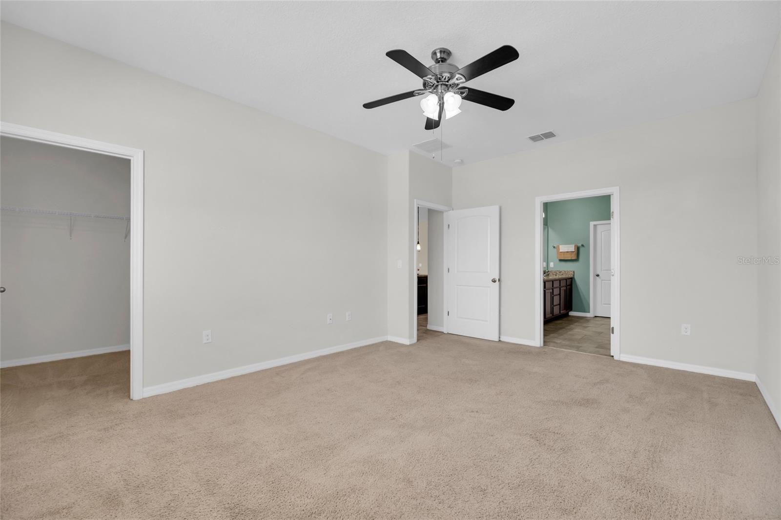 144 Waterside Cir Property Photo 21