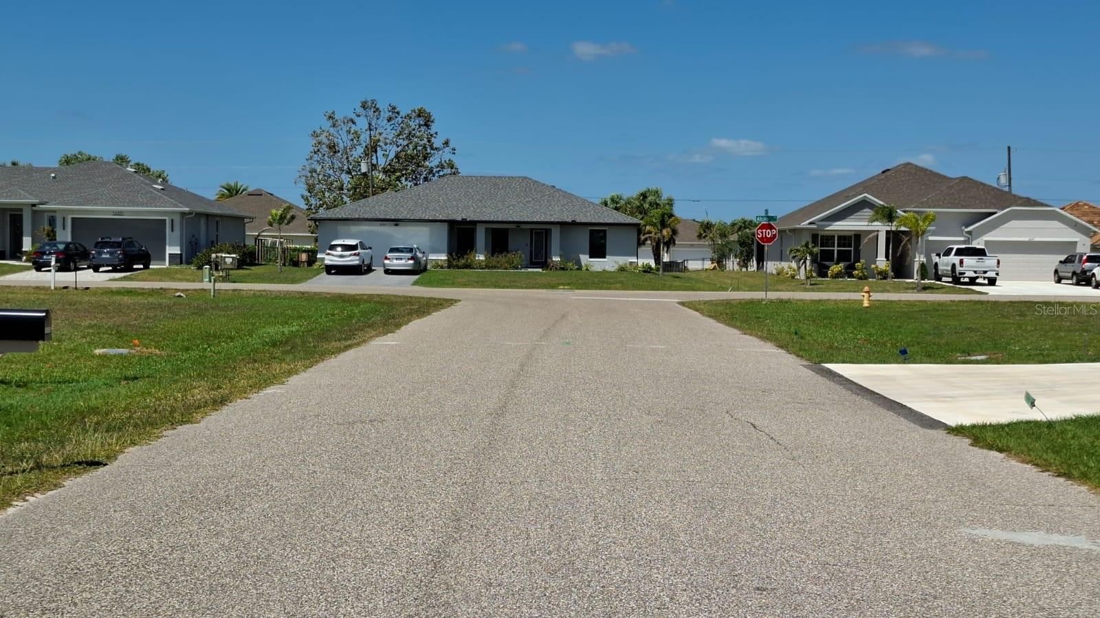 16147 Dinal Dr Property Photo 10