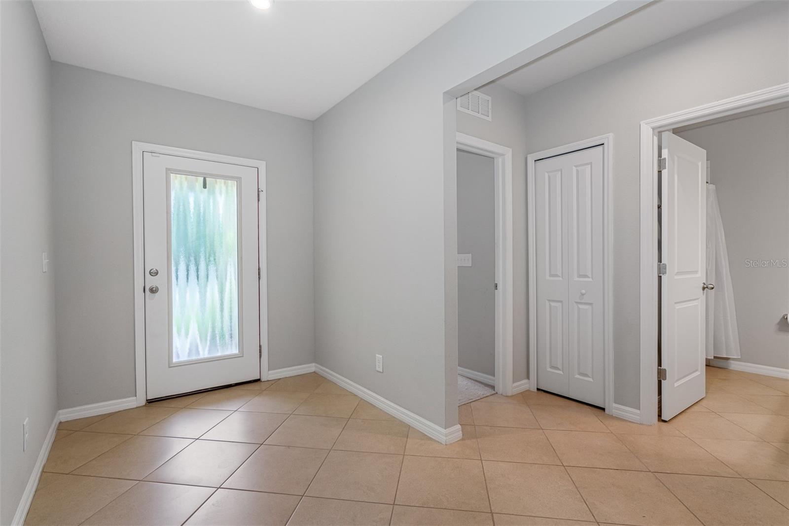11234 High Noon Trl Property Photo 5