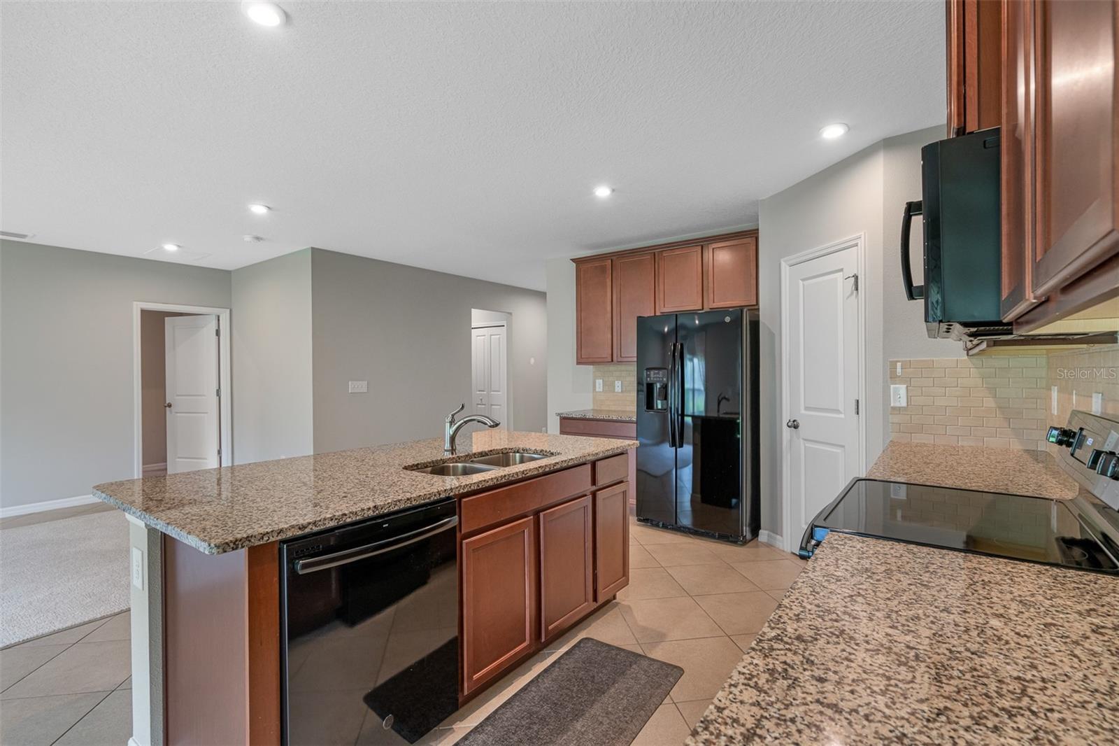 11234 High Noon Trl Property Photo 24