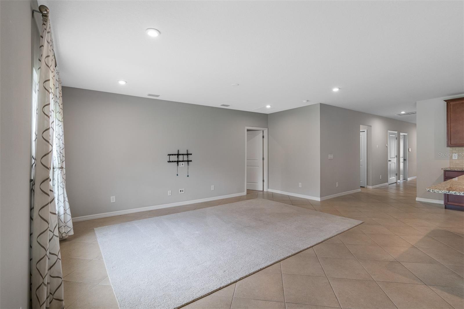 11234 High Noon Trl Property Photo 25