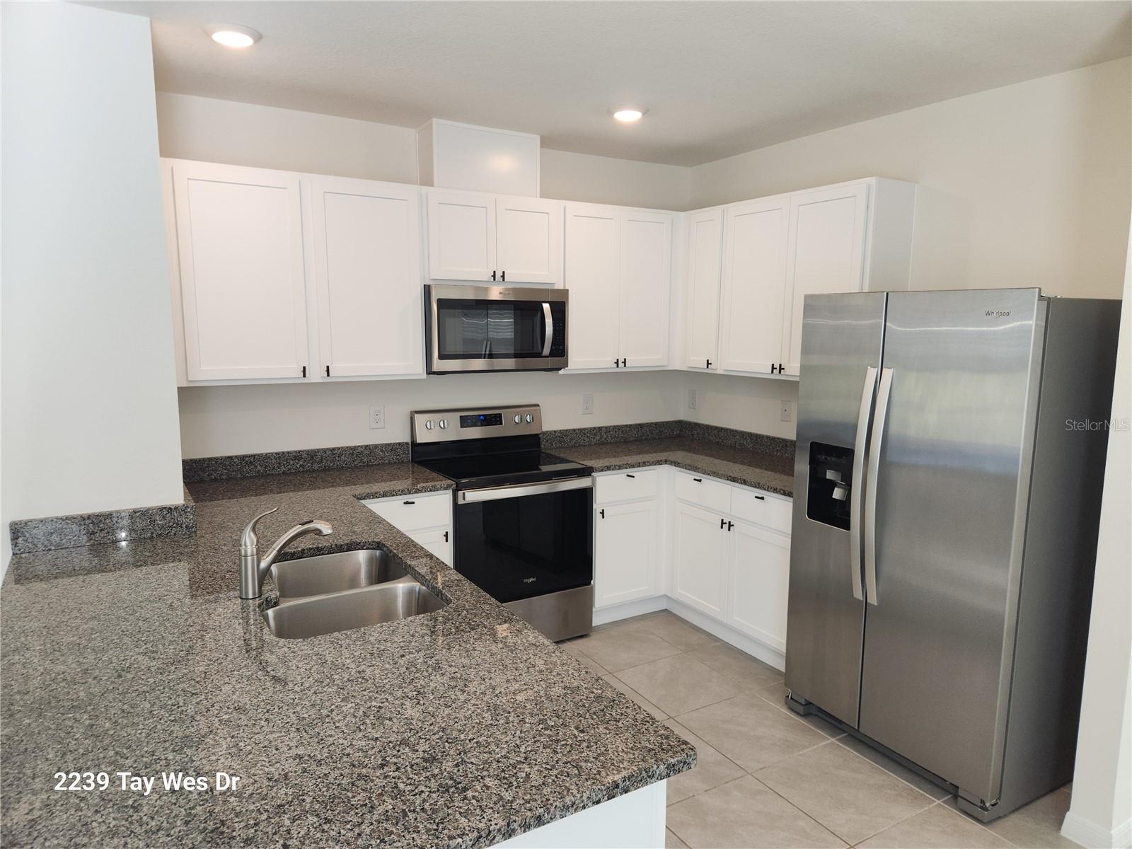 2239 Tay Wes Dr Property Photo 4