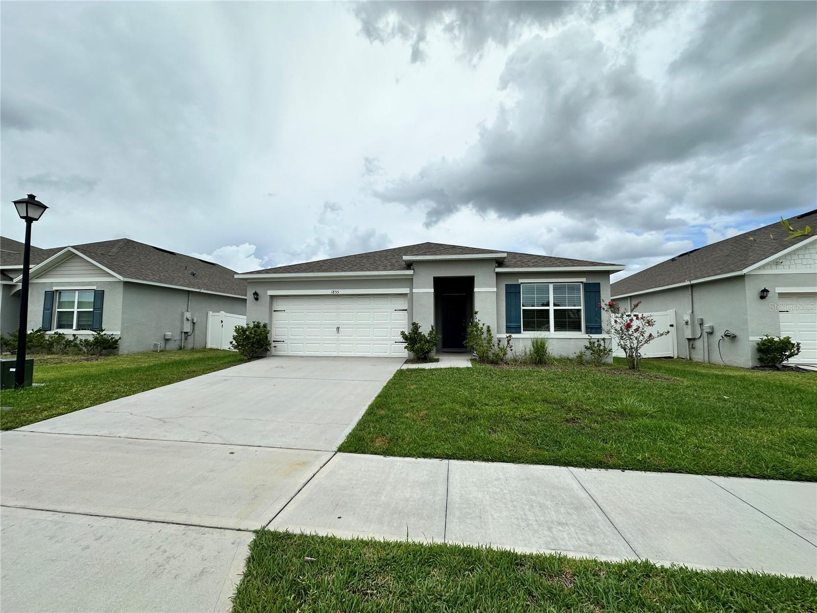 O6426820 Property Photo 1