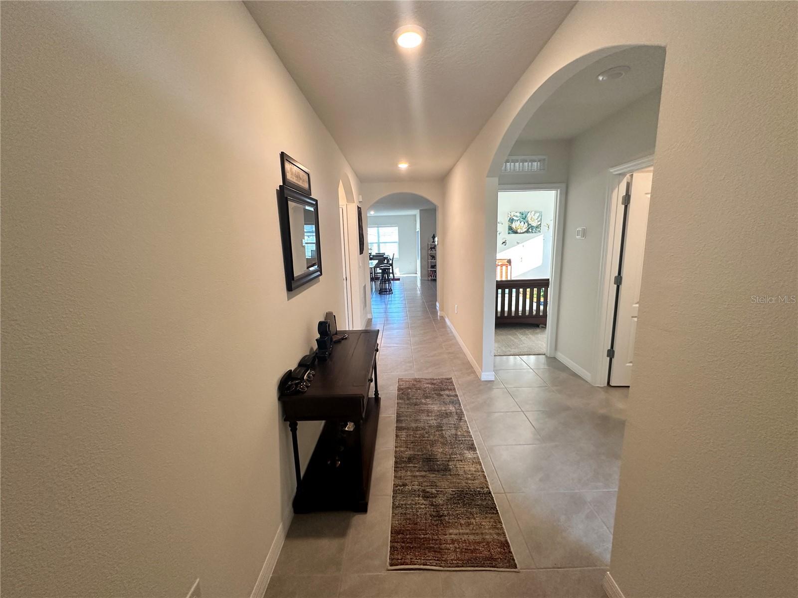 O6426820 Property Photo 2