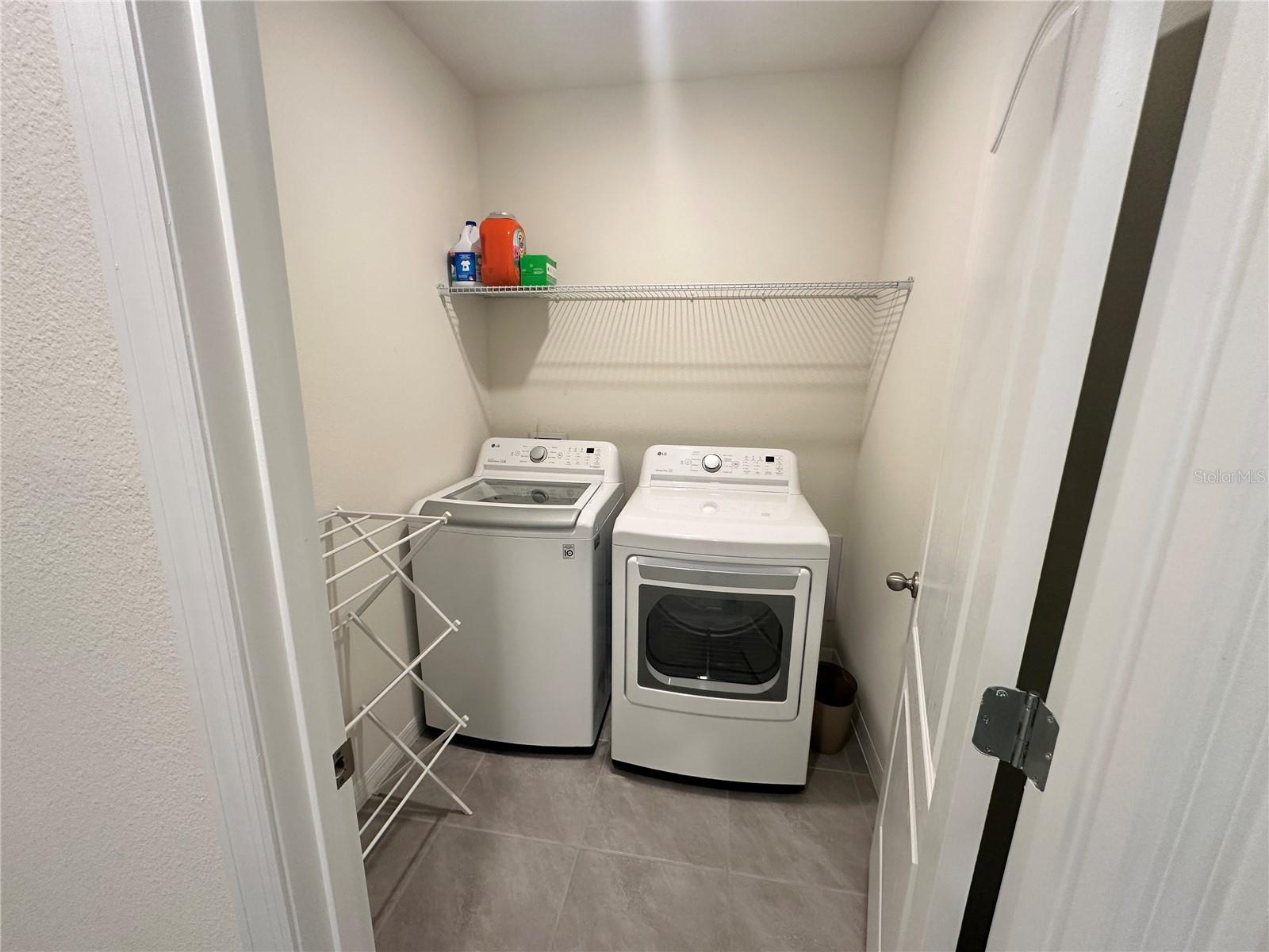 O6426820 Property Photo 12
