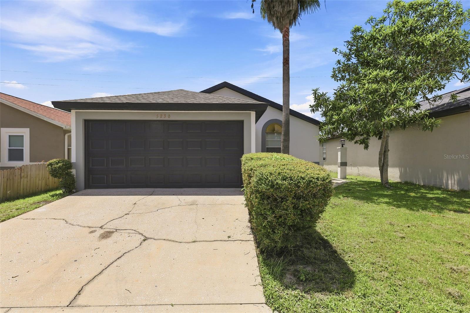 5230 FLORIDA HOLLY DR Property Photo 1
