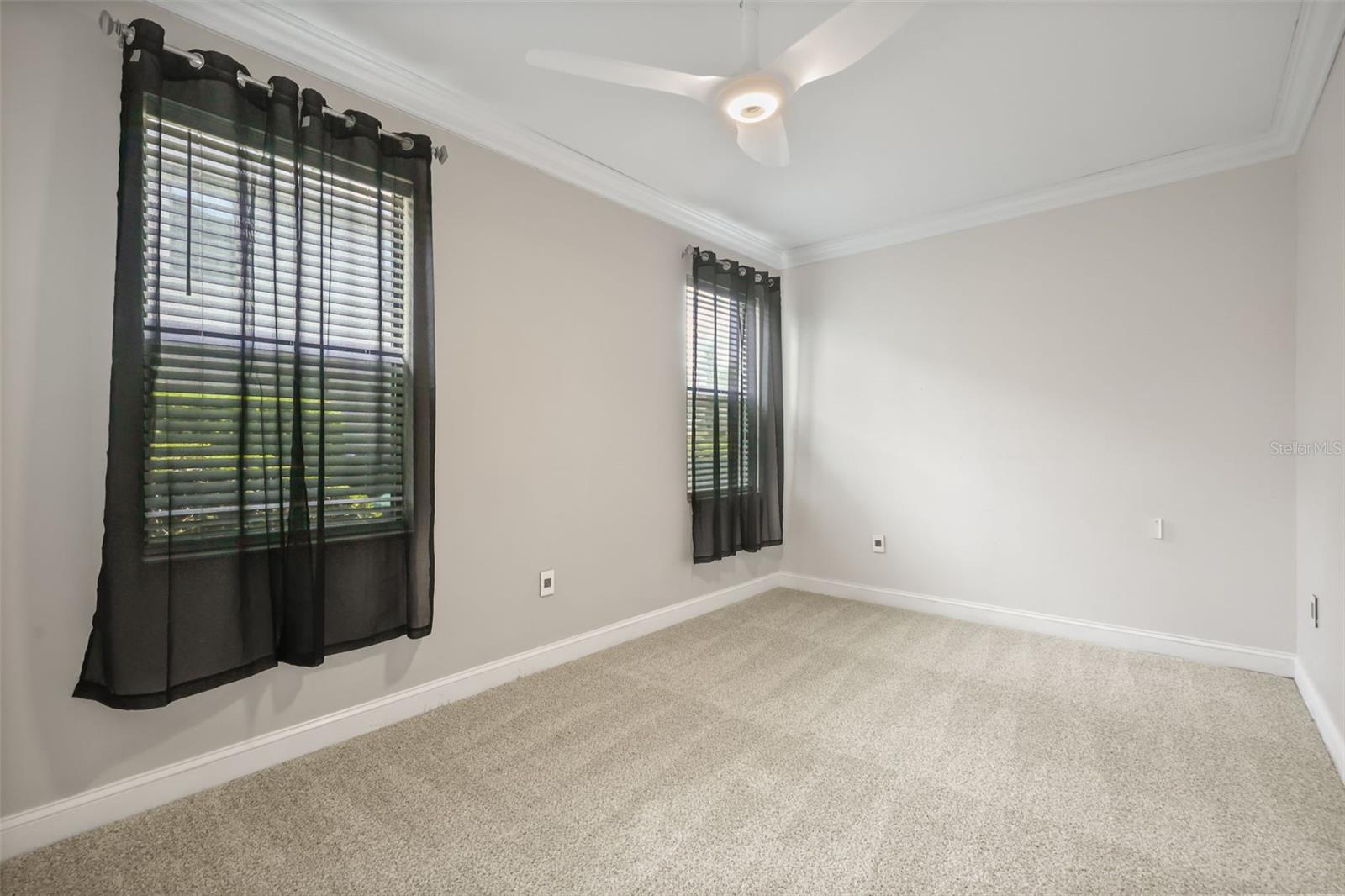 17112 Guilford Ct Property Photo 19