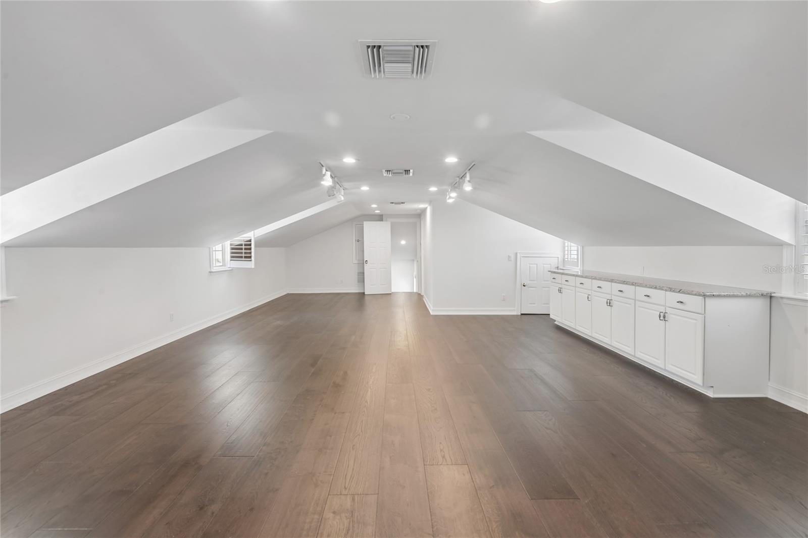 5105 W Neptune Way Property Photo 35