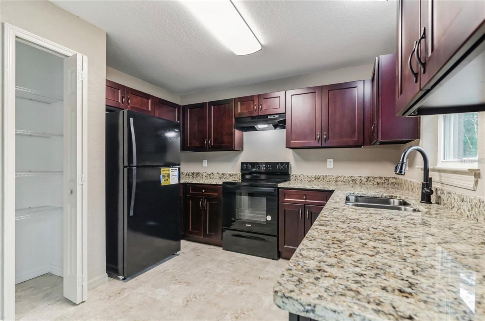 3468 Sw 165th Loop Property Photo 6