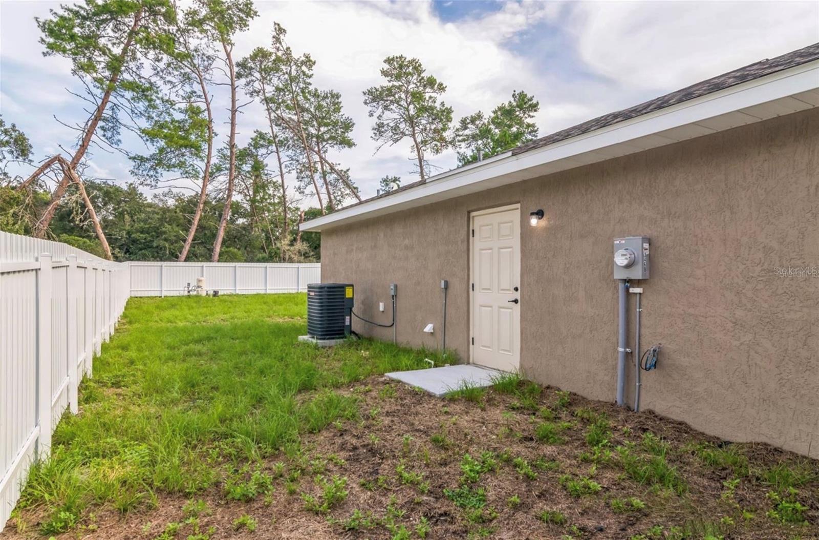3468 Sw 165th Loop Property Photo 18