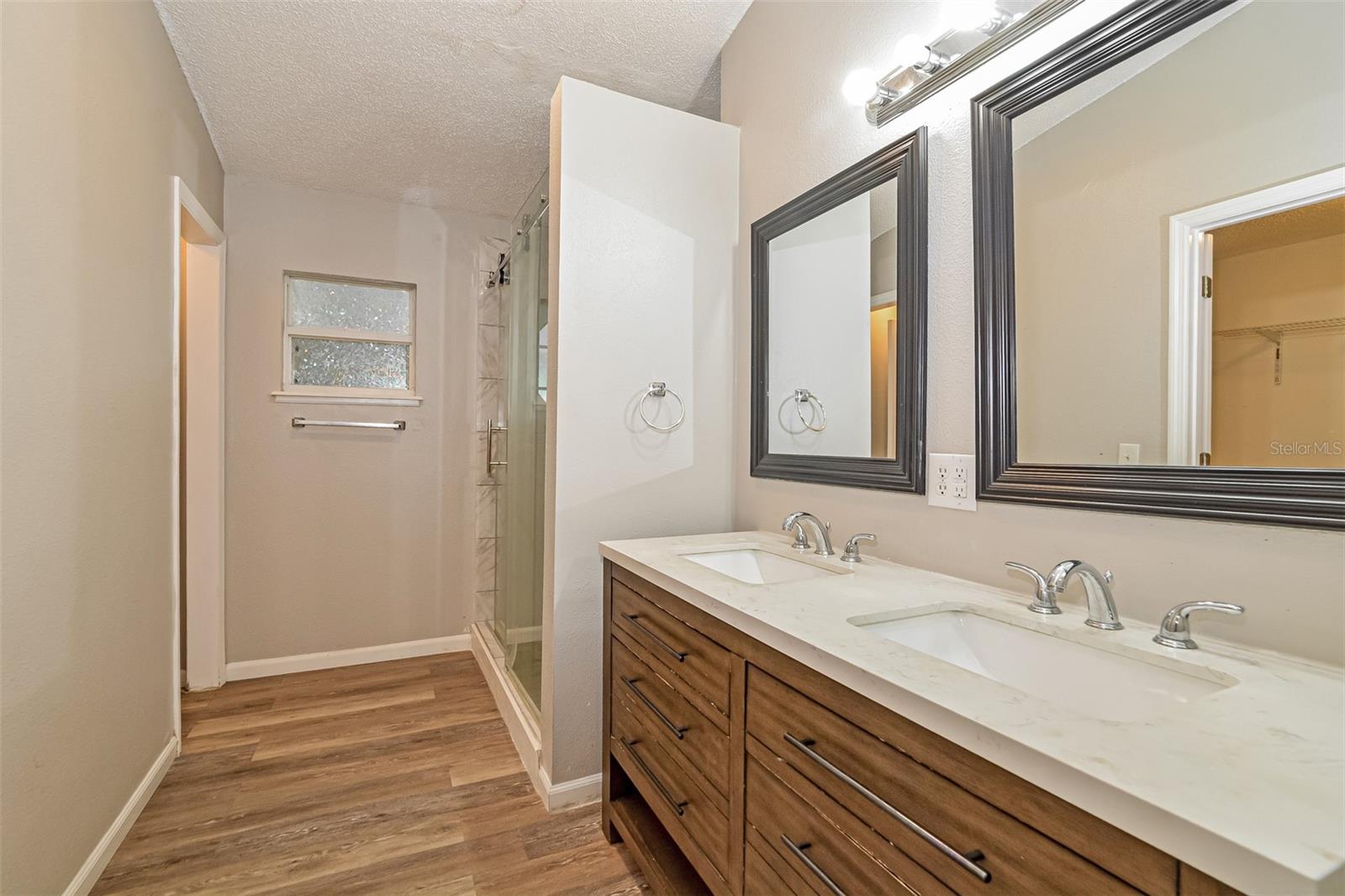 207 Ronaldale Ave Property Photo 14