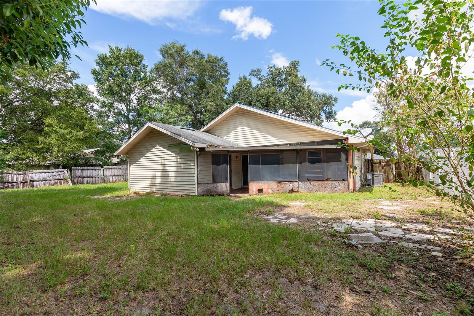 7348 Grand Ave Property Photo 16