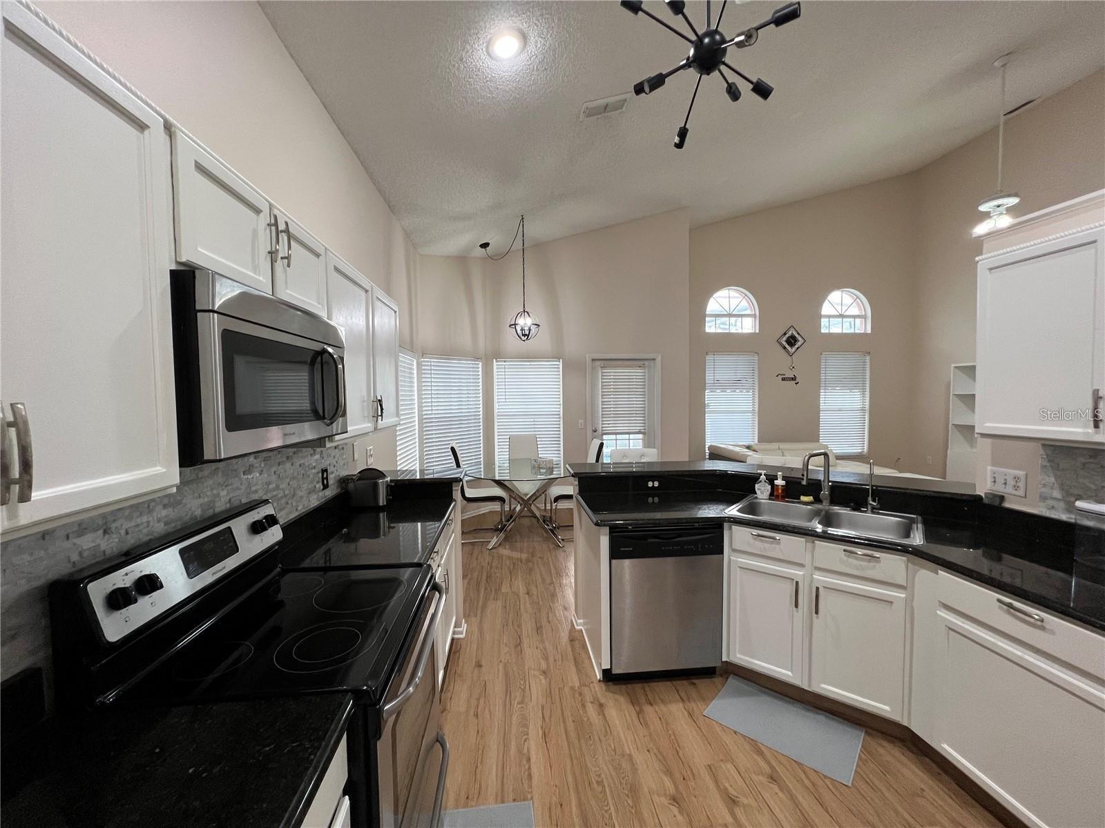 755 Riggs Cir Property Photo 12