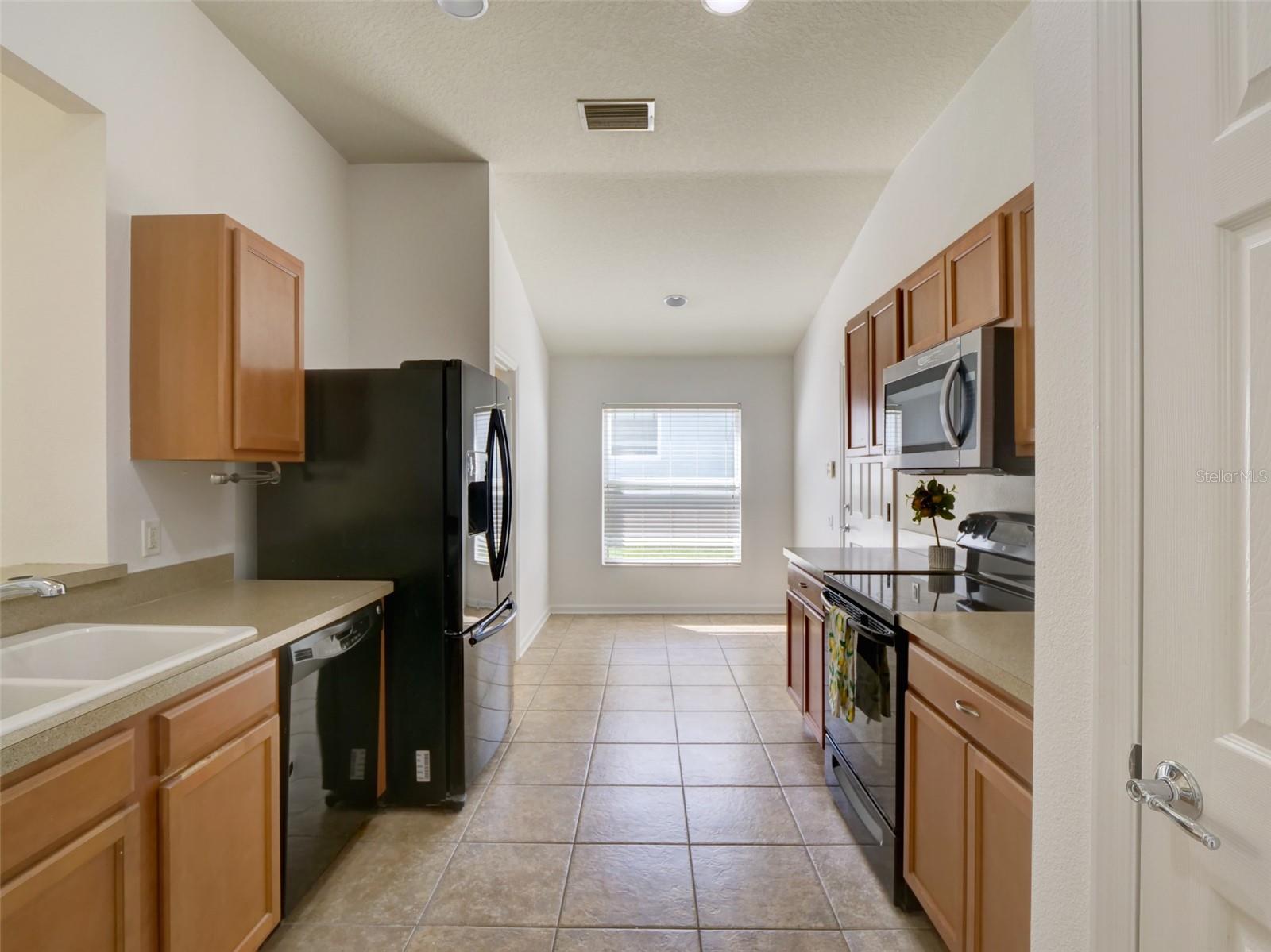 2972 Santa Maria Ave Property Photo 15