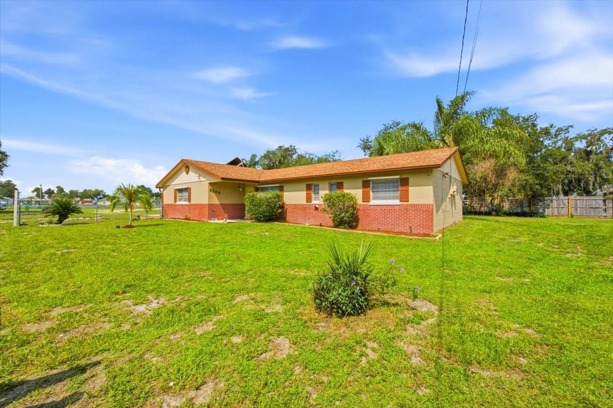 2266 Lake Lizzie Ct Property Photo 1