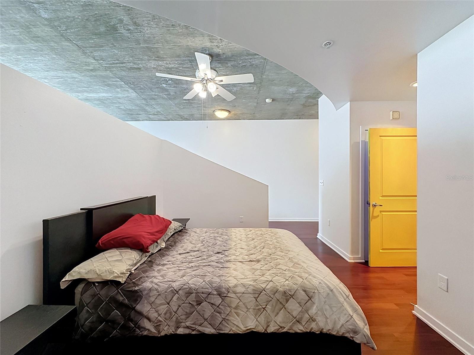 155 S Court Ave #1009 Property Photo 16