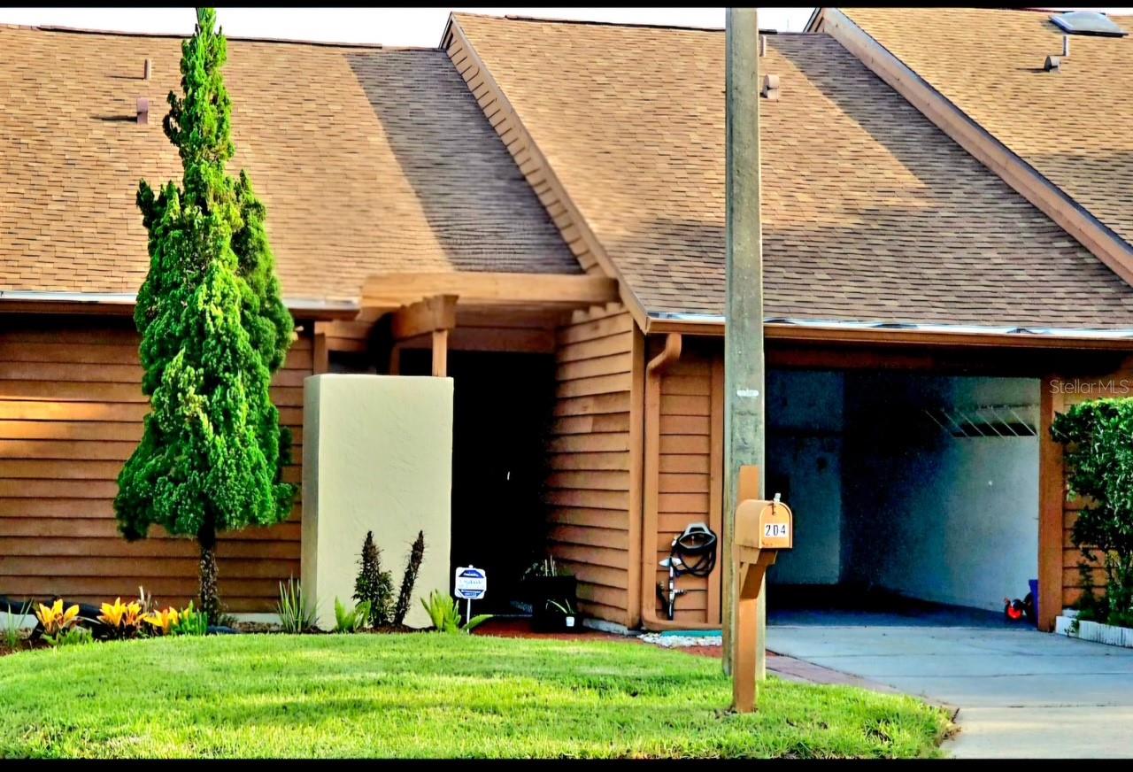 204 Tern Ln Property Photo 2