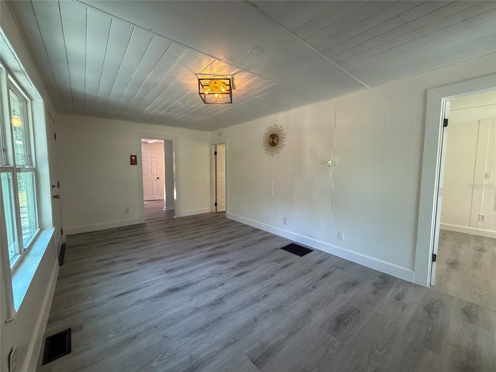 1002 Tilden Ave Property Photo 10