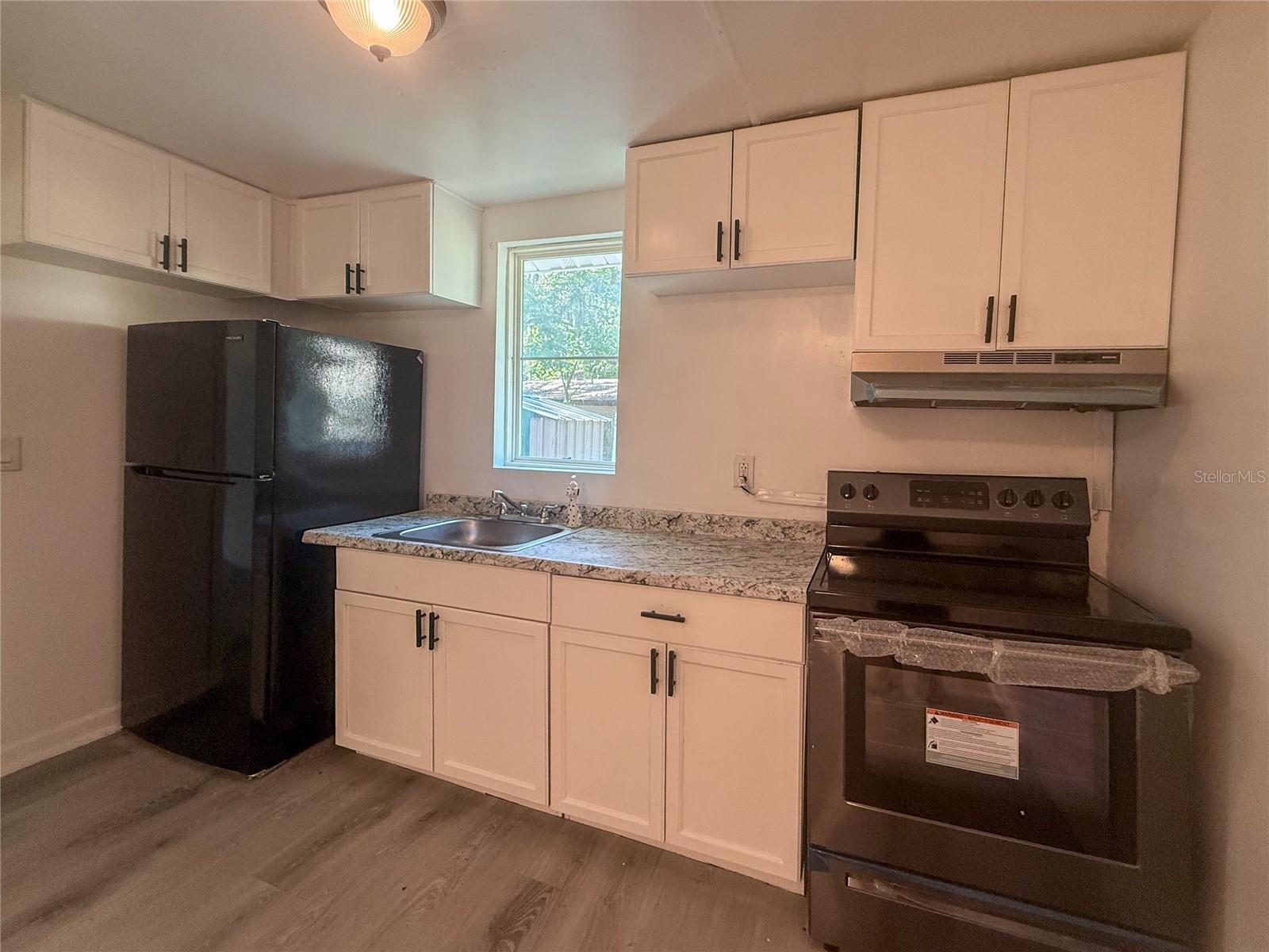 1002 Tilden Ave Property Photo 13