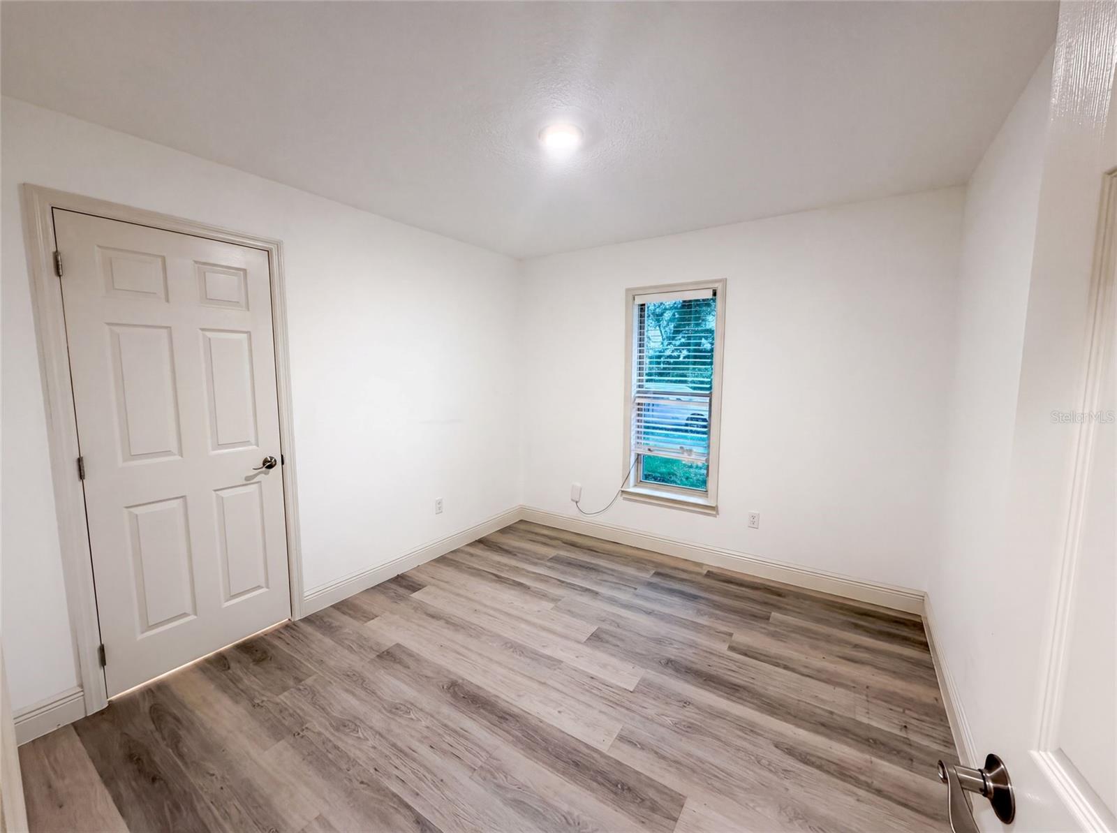 3444 Valeview Dr Property Photo 4