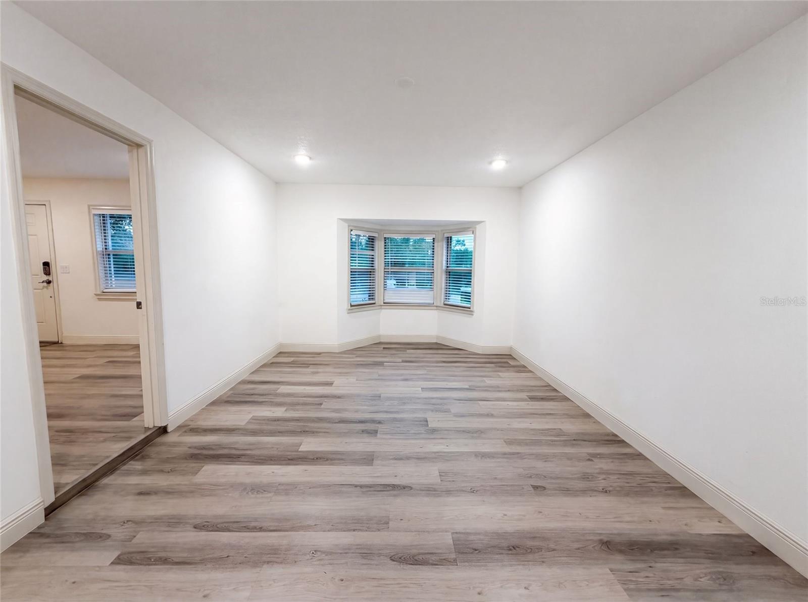 3444 Valeview Dr Property Photo 7