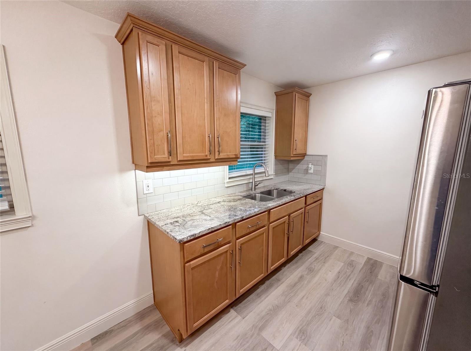 3444 Valeview Dr Property Photo 9