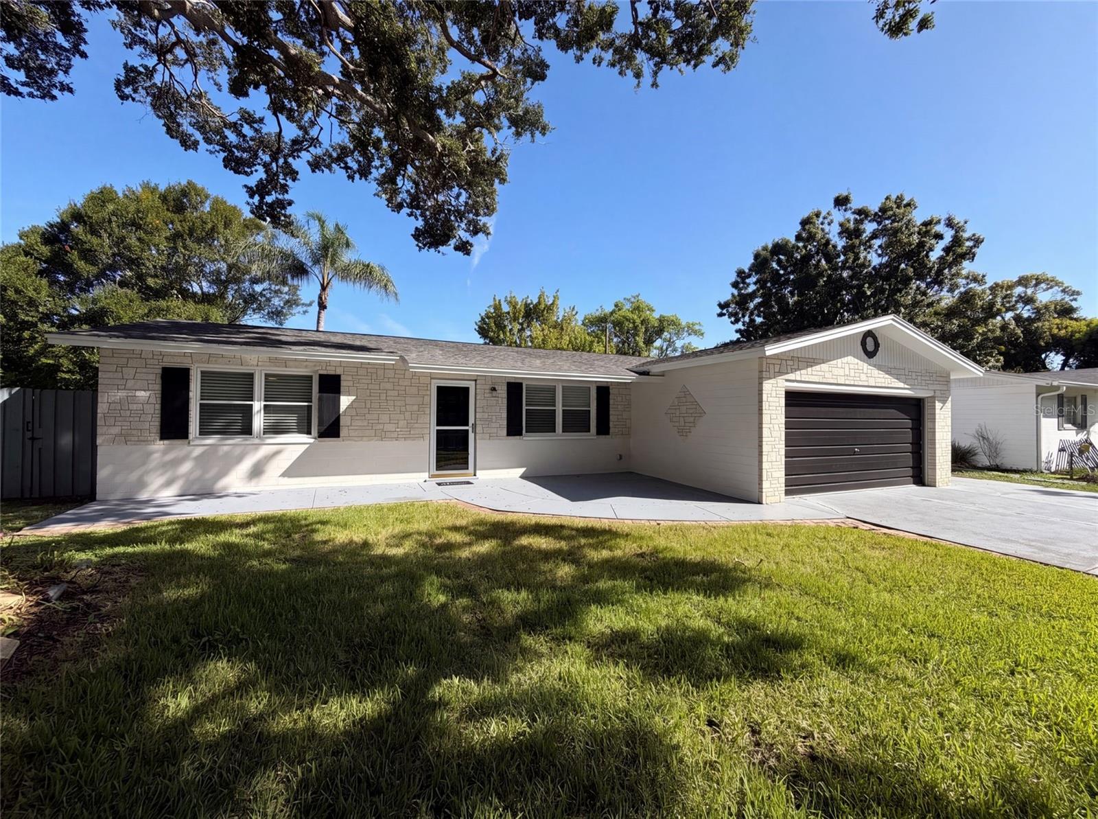 624 SHERMAN RD