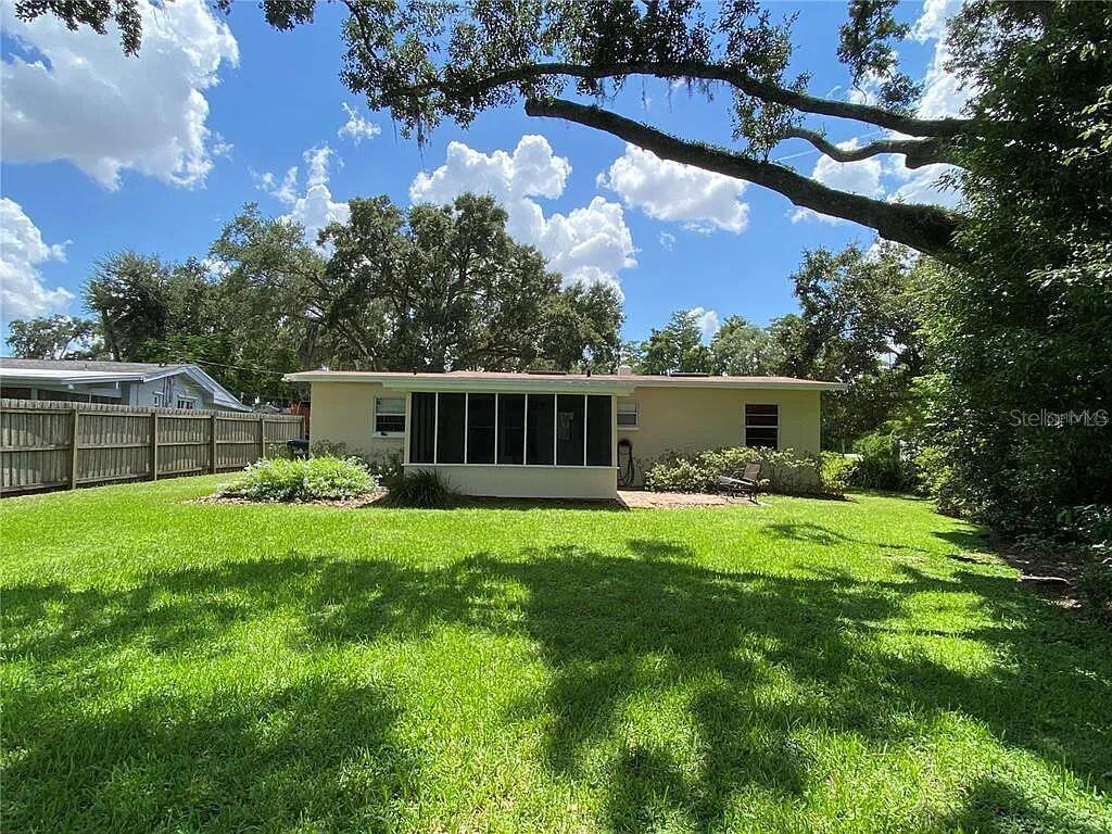 1025 Lake Jessamine Dr Property Photo 7