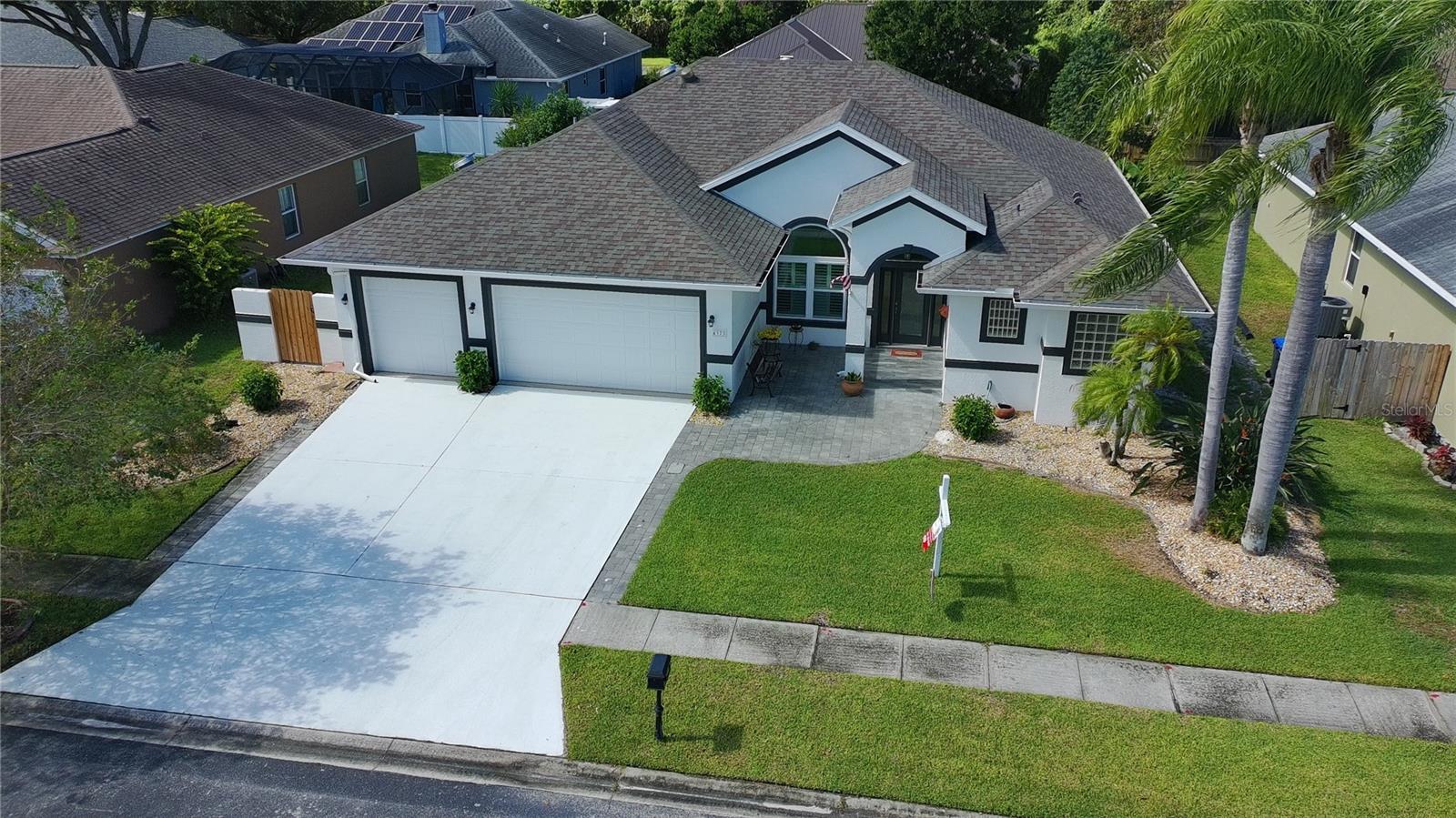 4373 Fletcher Ln Property Photo 1