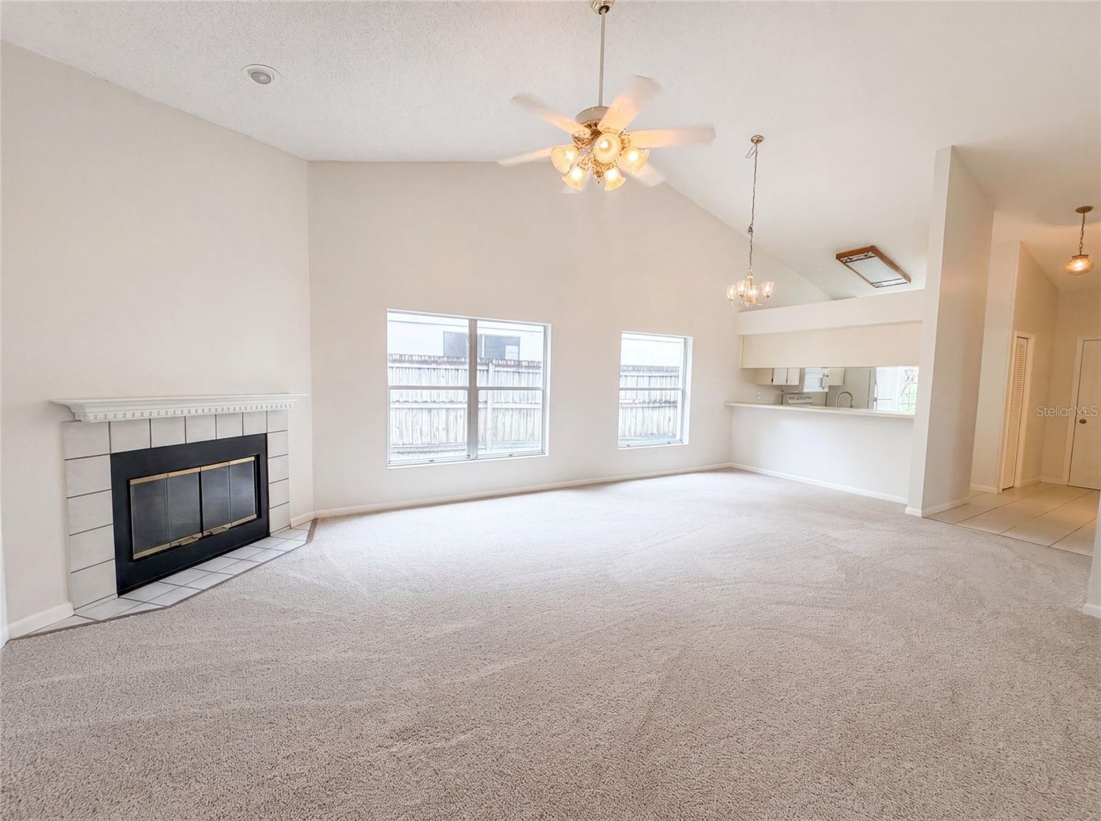8613 Cottonway Ln Property Photo 6