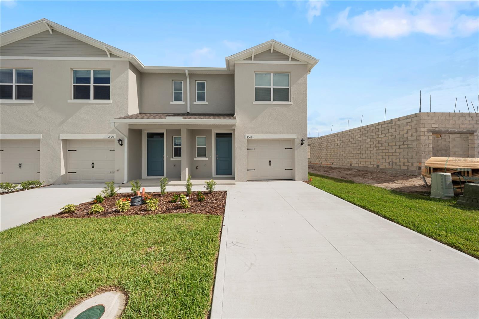 4302 BUTTERSCOTCH CIR Property Photo 1