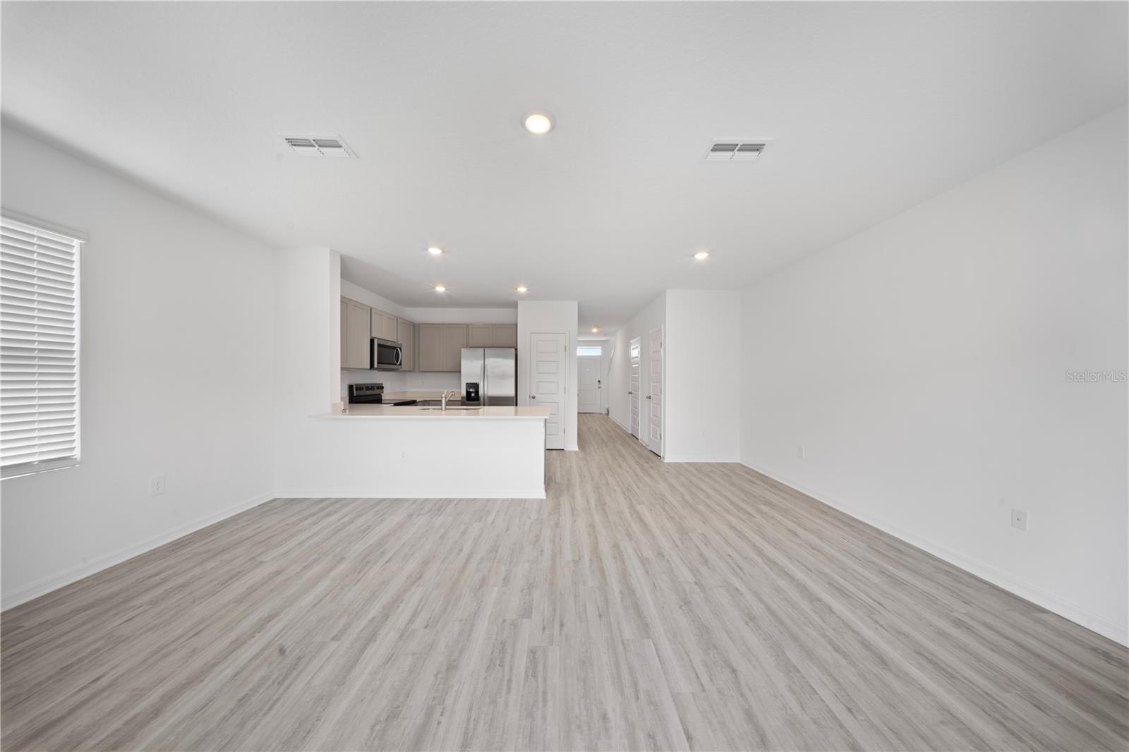 4302 Butterscotch Cir Property Photo 5