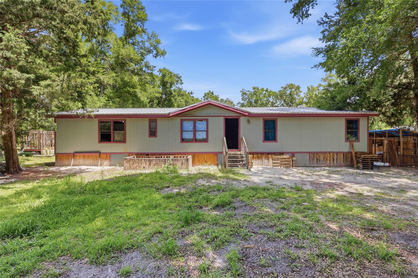 12725 212th Ter Property Photo 1