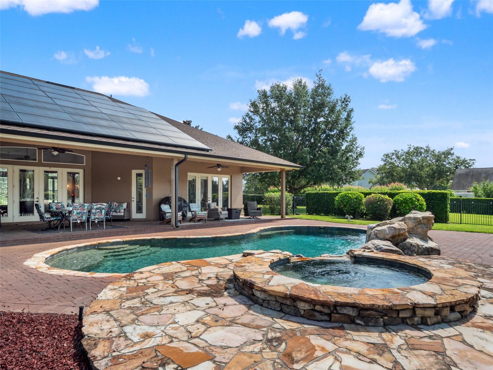 351 Kentucky Blue Cir Property Photo 17
