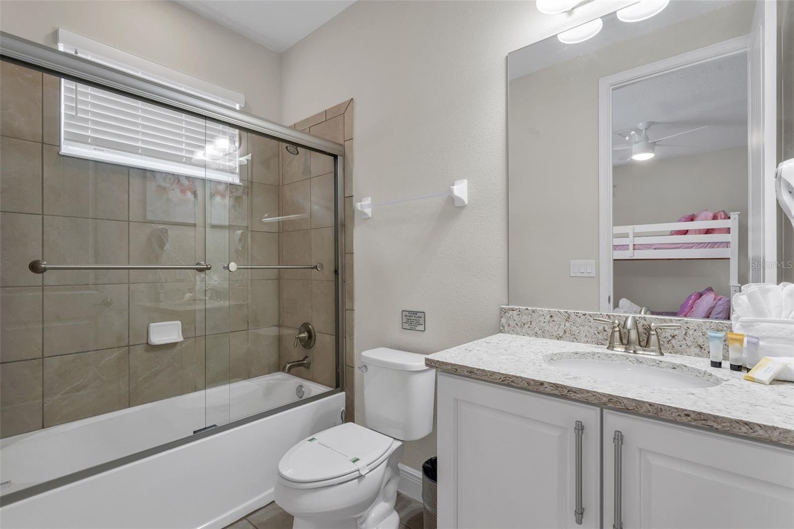 7685 Fairfax Dr Property Photo 28