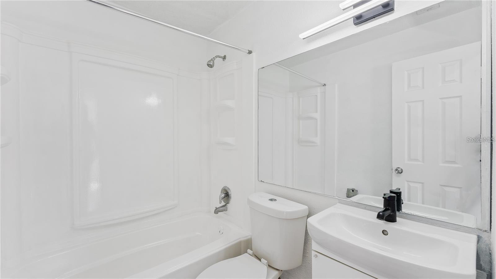 4447 Ivey Ct Property Photo 20
