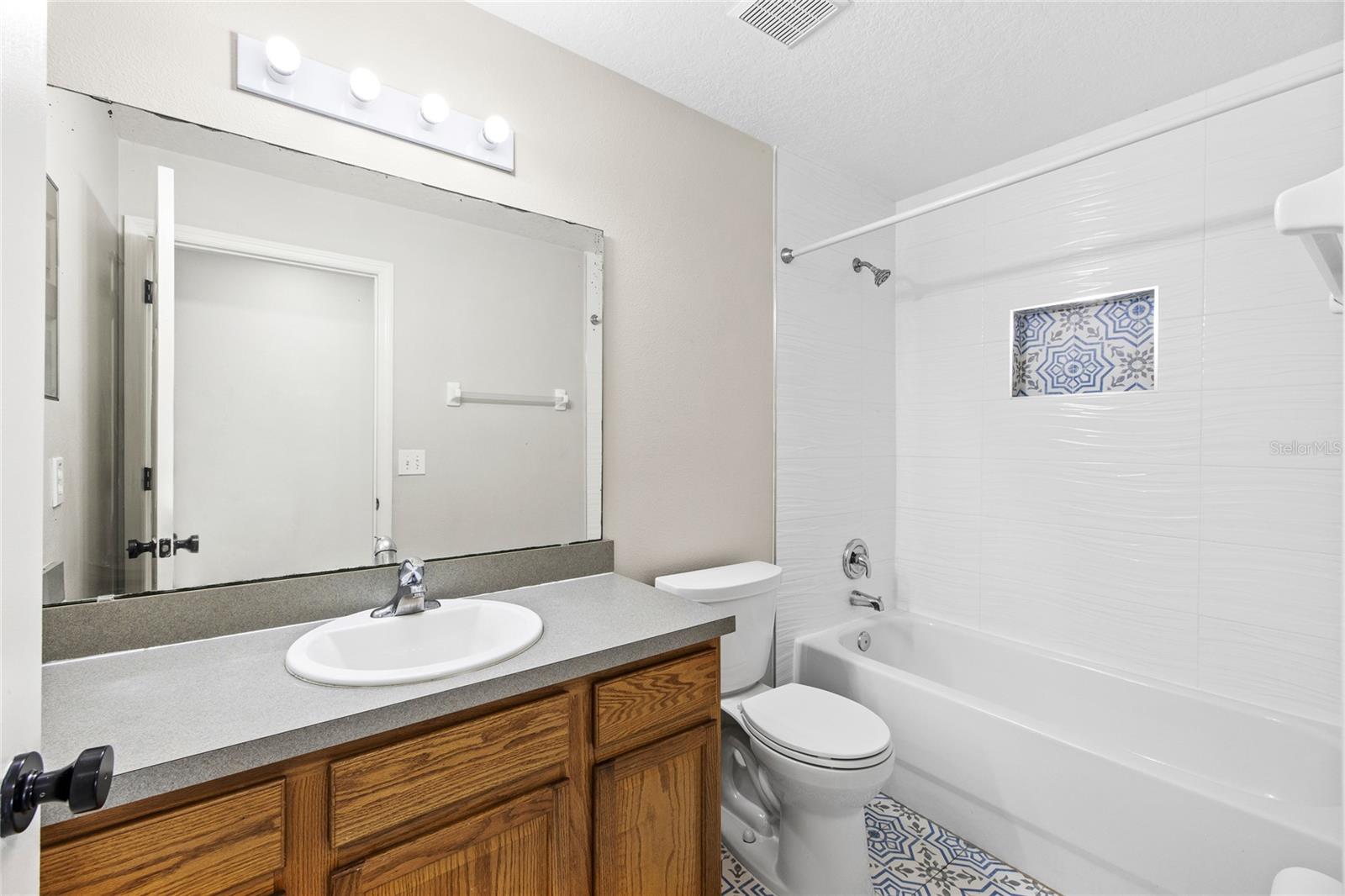 258 Grantham Dr Property Photo 13