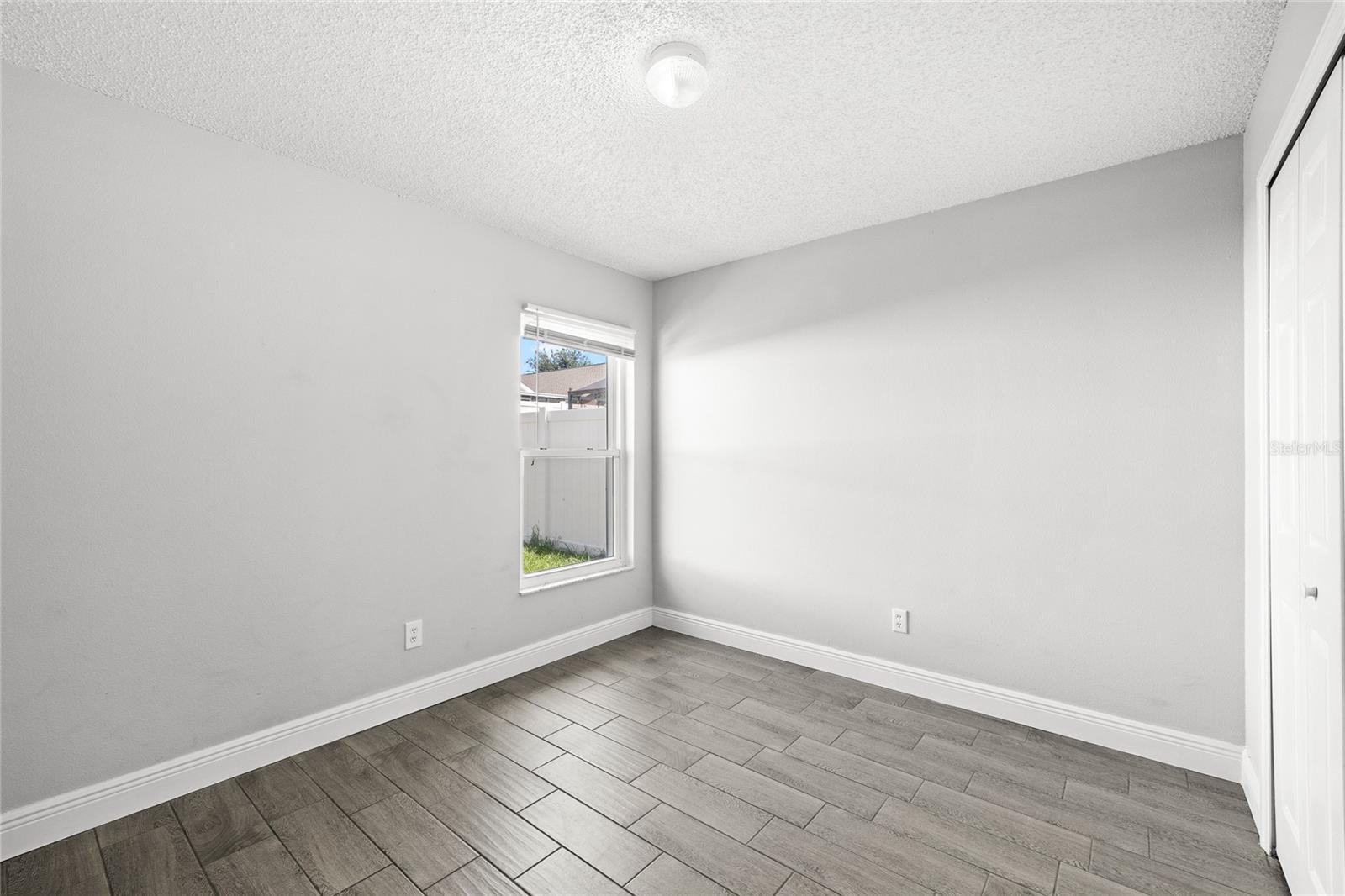 258 Grantham Dr Property Photo 16