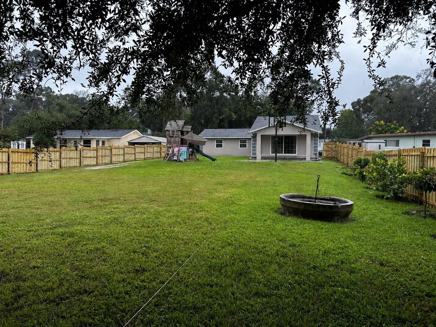 1150 Magnolia Dr Property Photo 2