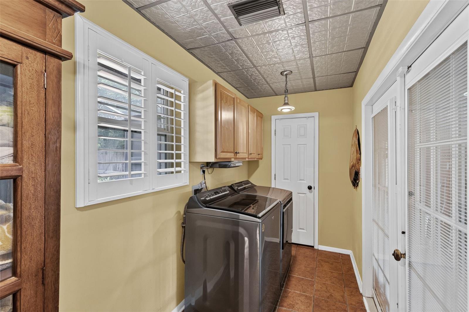 553 Arapaho Trl Property Photo 23