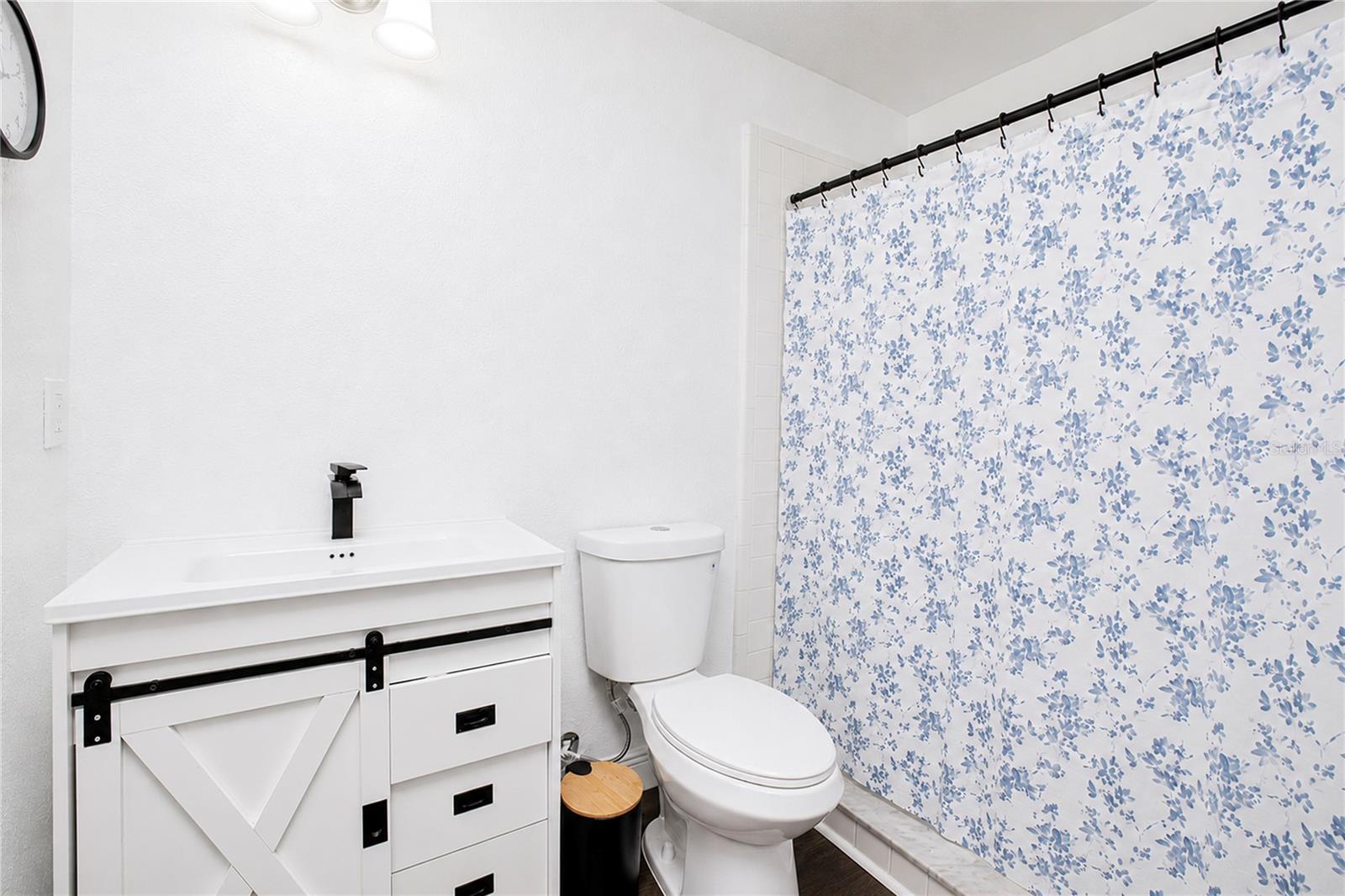 14431 Island Cove Dr Property Photo 16