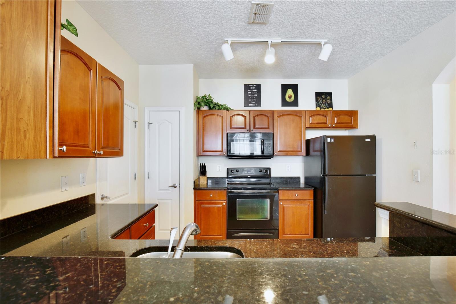 5255 Cane Island Loop #204 Property Photo 6
