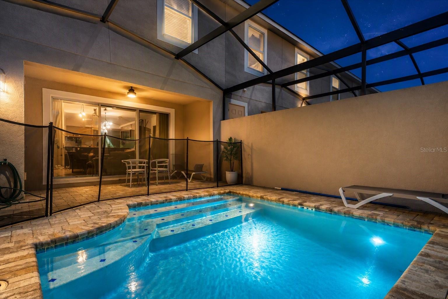 1562 Carey Palm Cir Property Photo 4